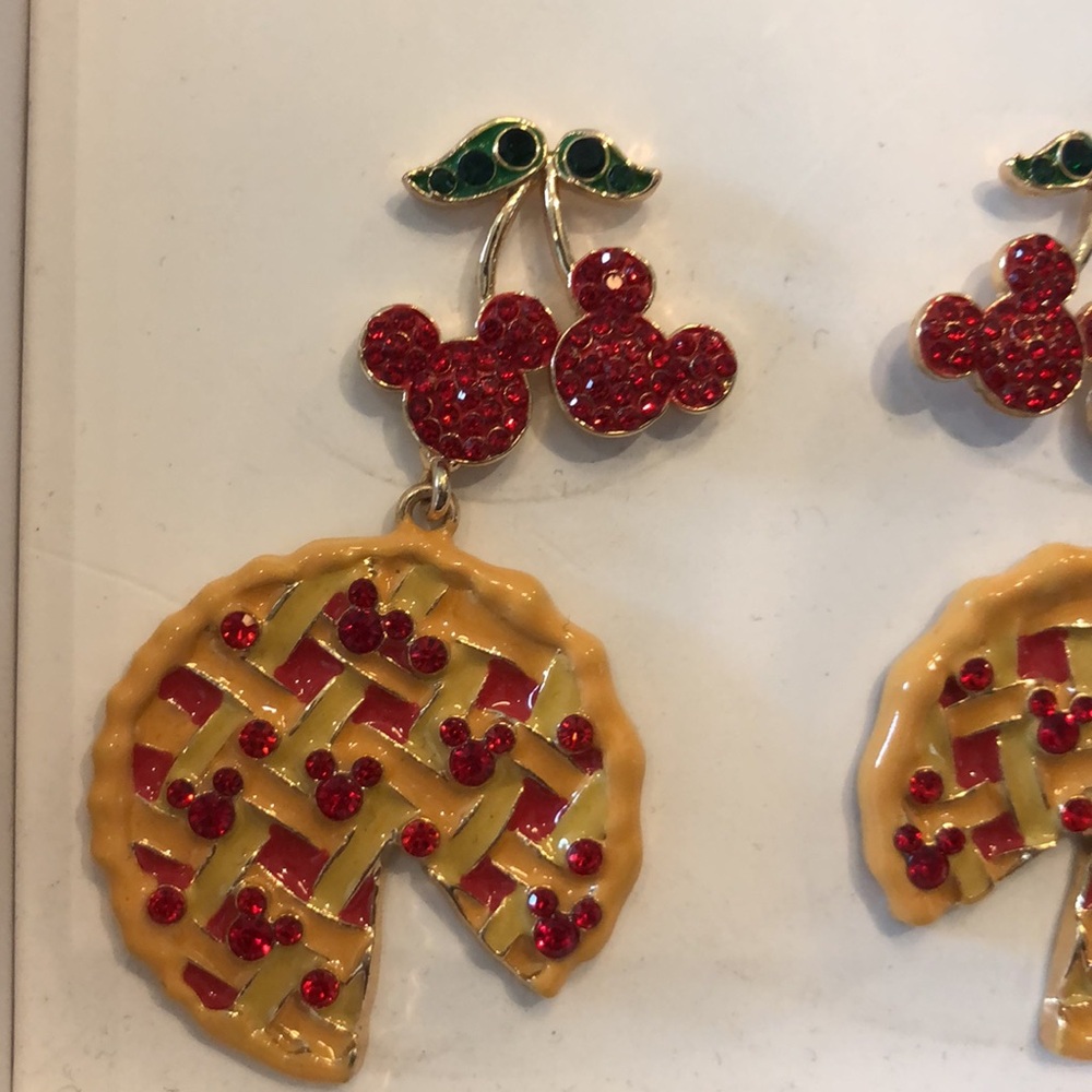 Disney nwt Mickey Mouse Cherry Pie Earrings - Picture 4 of 5